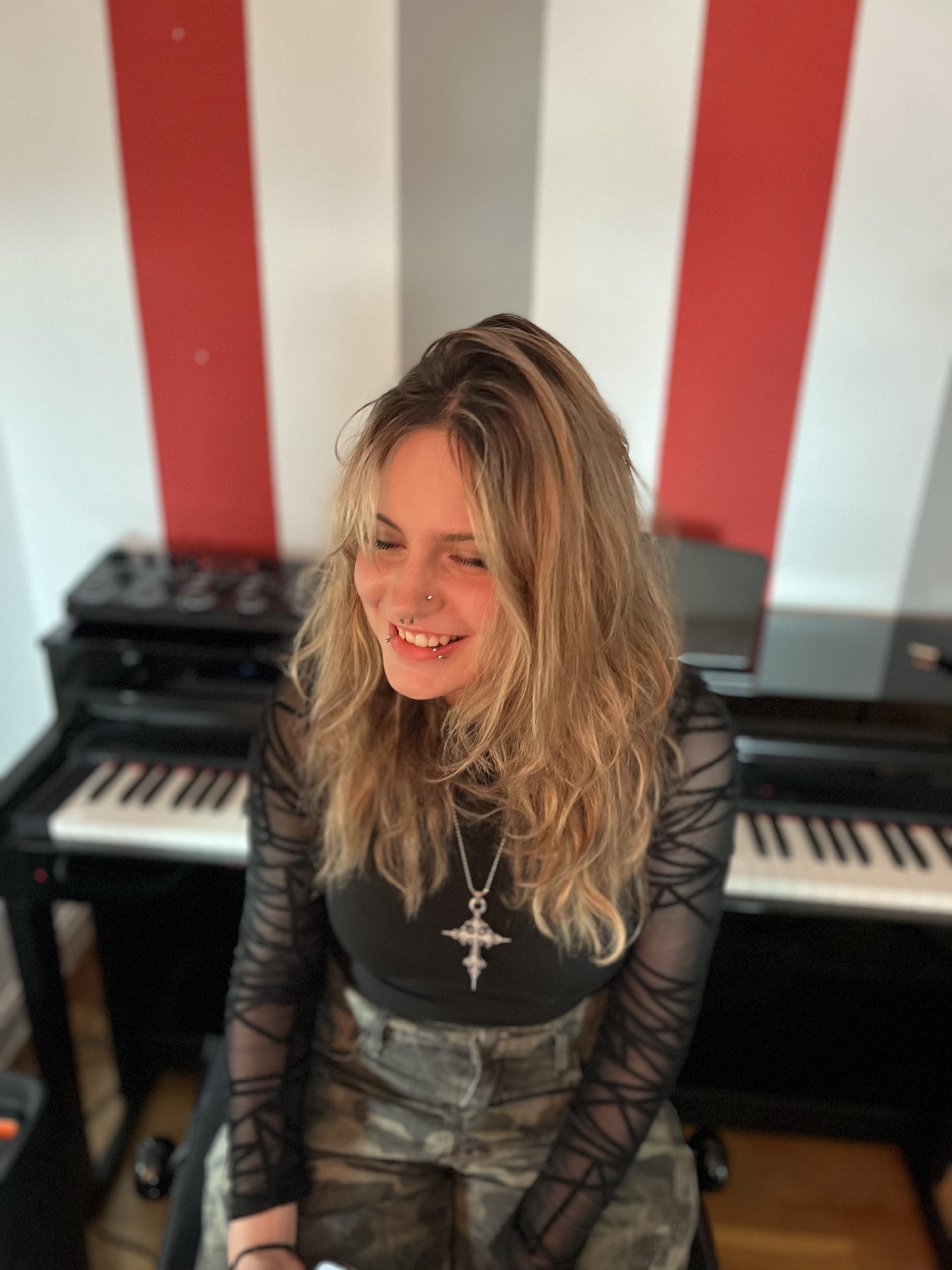 Emi Joline